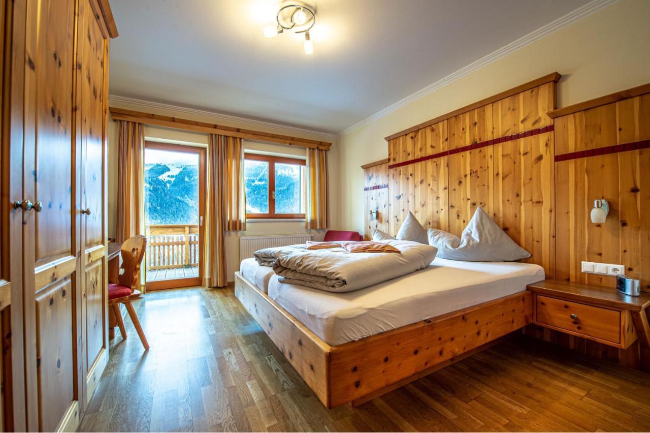 Hotel Raunig Бад Кляйнкирххайм Экстерьер фото